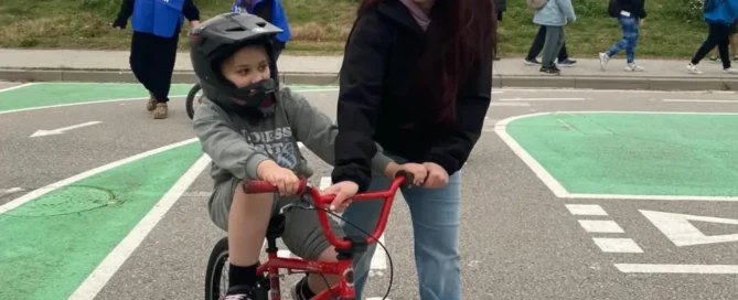 Sortida del Esplai al Parc de la Llacuna - Fundació Adimir
