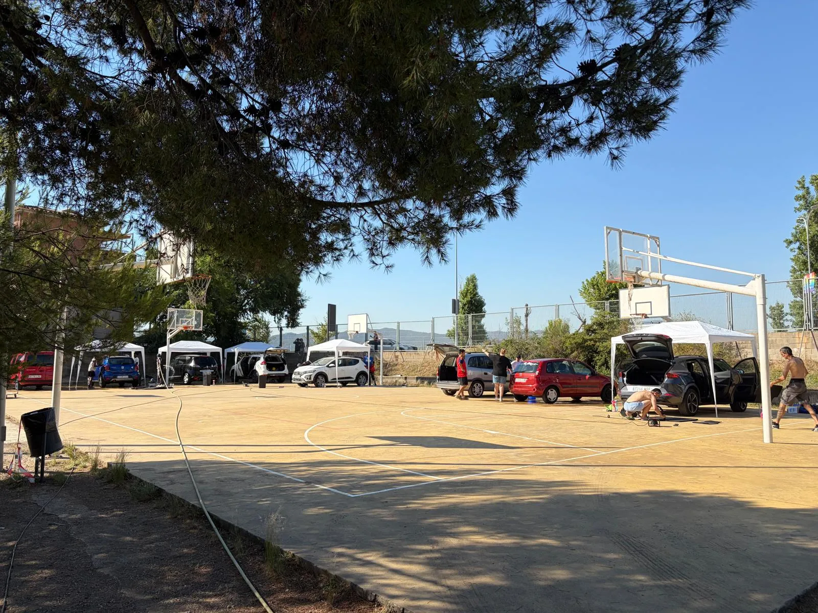Lavado de coches solidario - Fundación Adimir