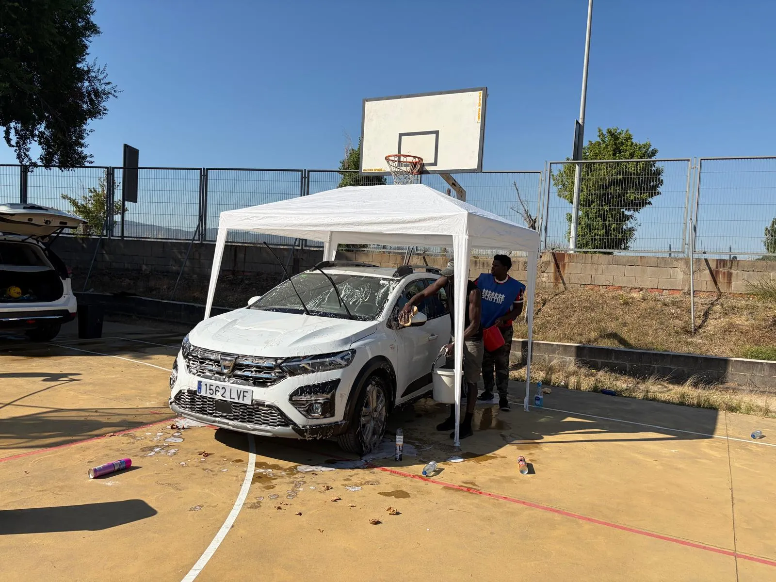 Lavado de coches solidario - Fundación Adimir