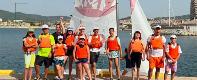 Actividad de vela inclusiva - Fundació ADIMIR